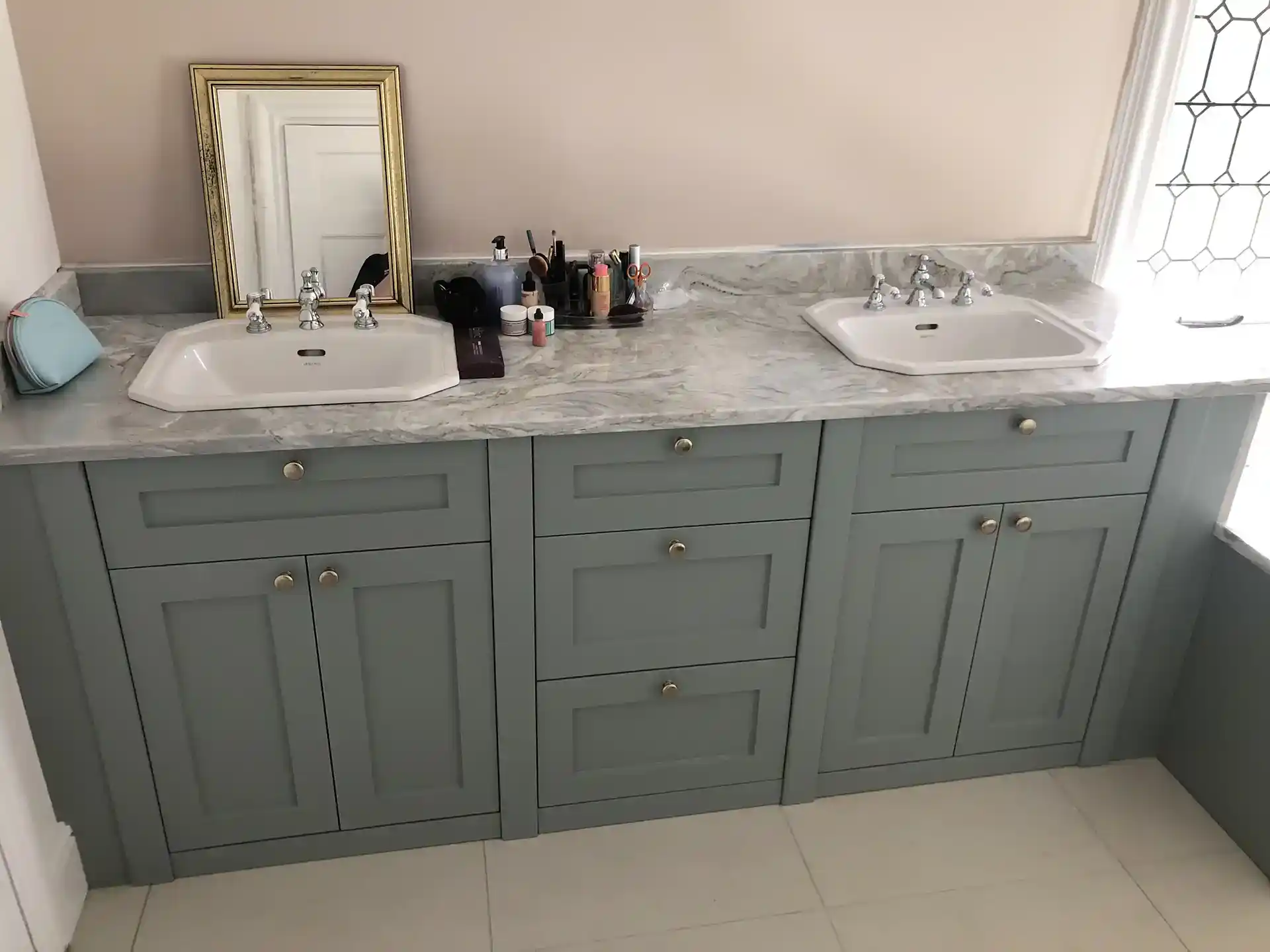 bespoke sink units built by tru english bespoke joinery