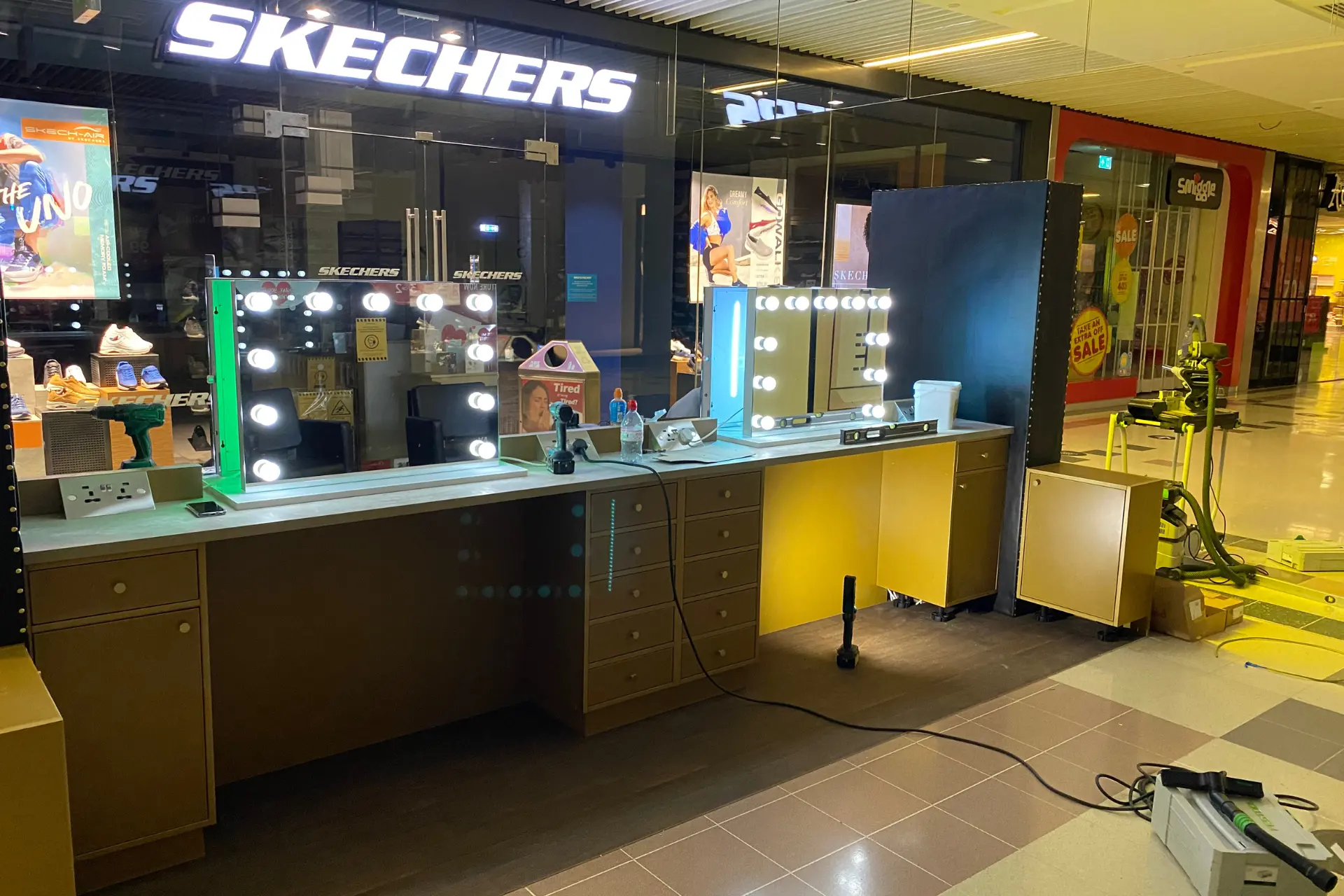 Shop fitting bespoke joinery for House of Braid in a shopping centre