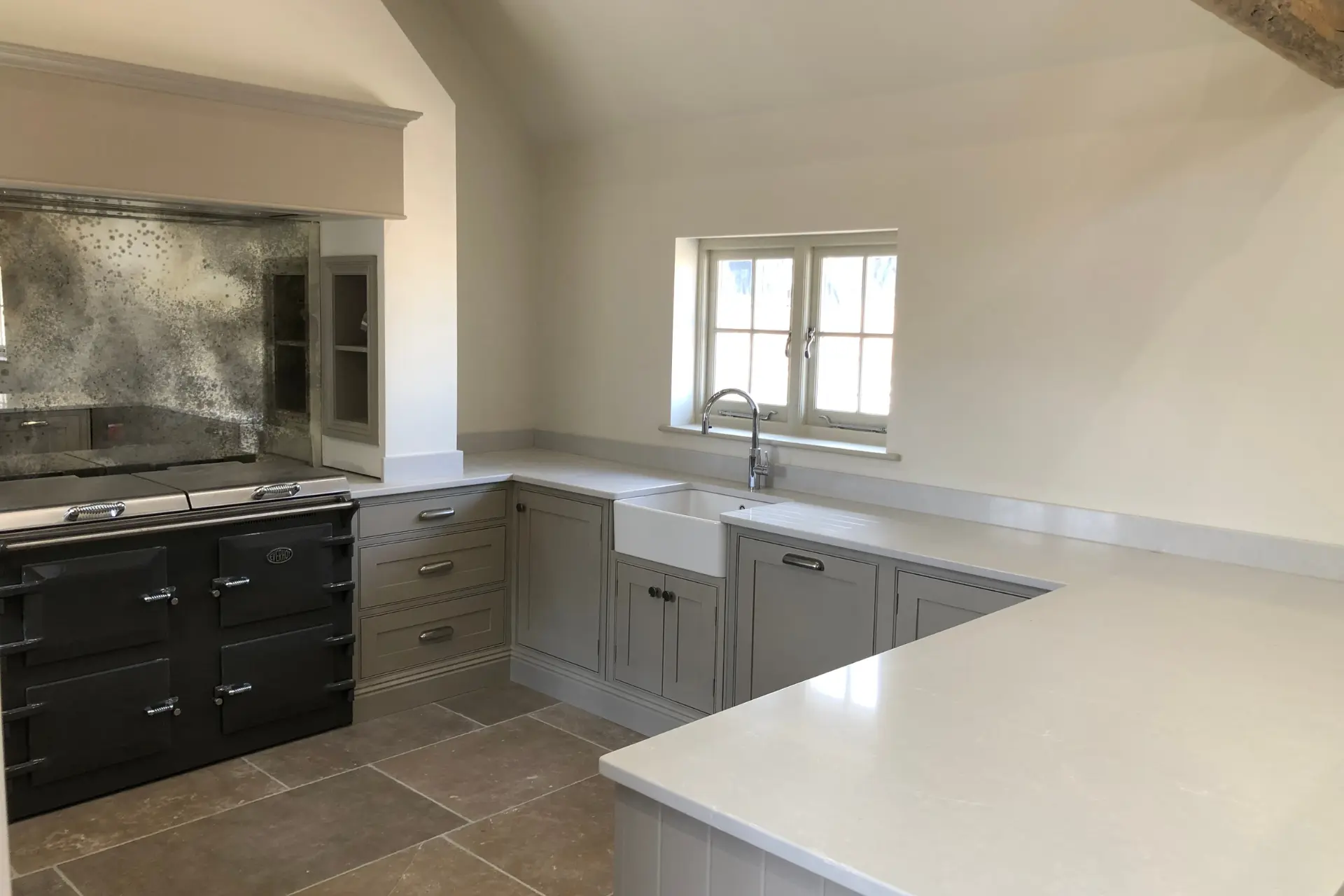Contemporary vs Classic Kitchens, white and grey kitchen